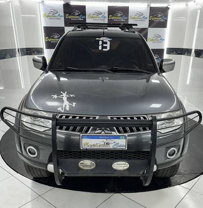 MITSUBISHI PAJERO DAKAR 3.5 HPE 7 LUGARES 4X4 V6 24V FLEX 4P AUTOMÁTICO MITSUBISHI PAJERO DAKAR 3.5 HPE 7 LUGARES 4X4 V6 24V FLEX 4P AUTOMÁTICO